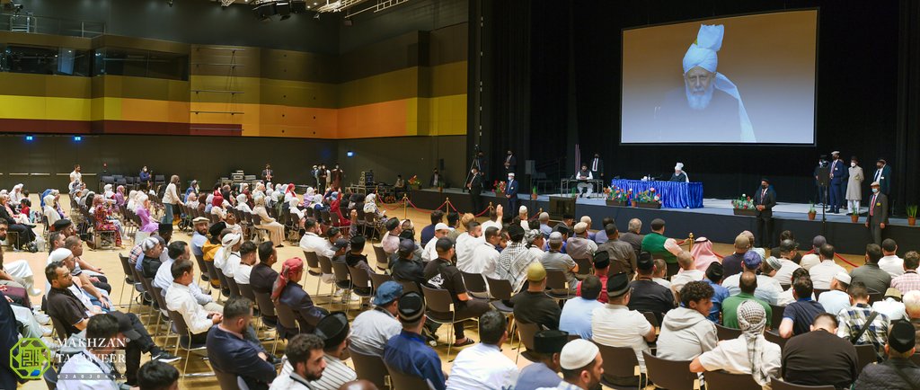 Love of Caliphate Blooms in Stuttgart