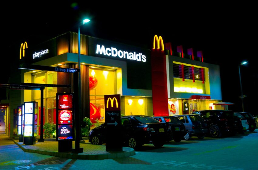  McDonald’s Donates Free Meals to the Israeli Forces