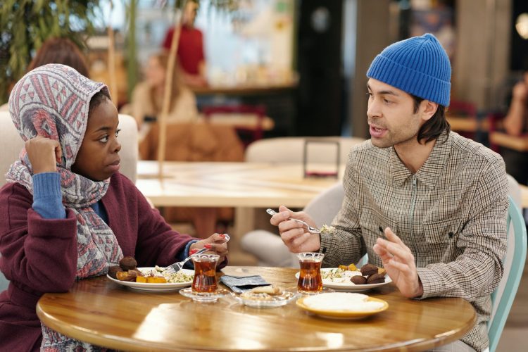  This Muslim Matchmaking Event Was All About ‘Pick-Me’ Culture