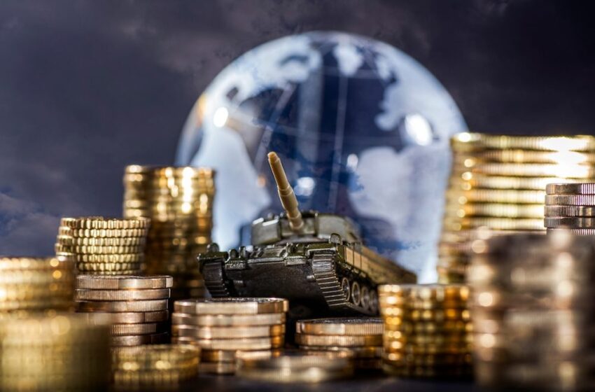  ‘The collapse of dollar hegemony could lead to World War III’ – INTERVIEW WITH FINANCE EXPERT RICHARD C. COOK