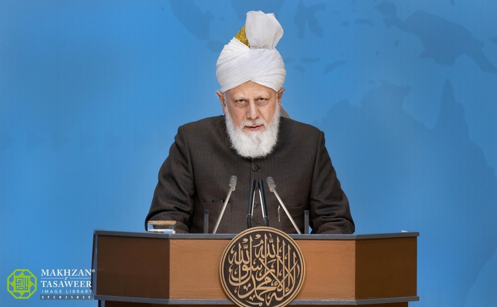 Personal Moments with Huzur after his Friday Sermon