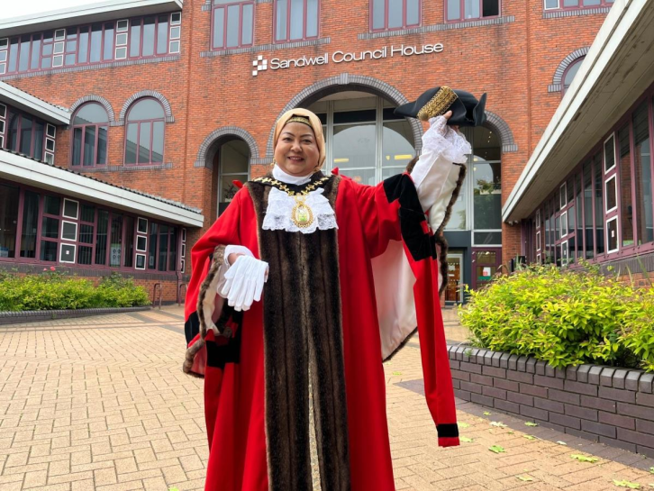 Cllr Syeda Khatun Became The First Female Mayor Of Sandwell Council.