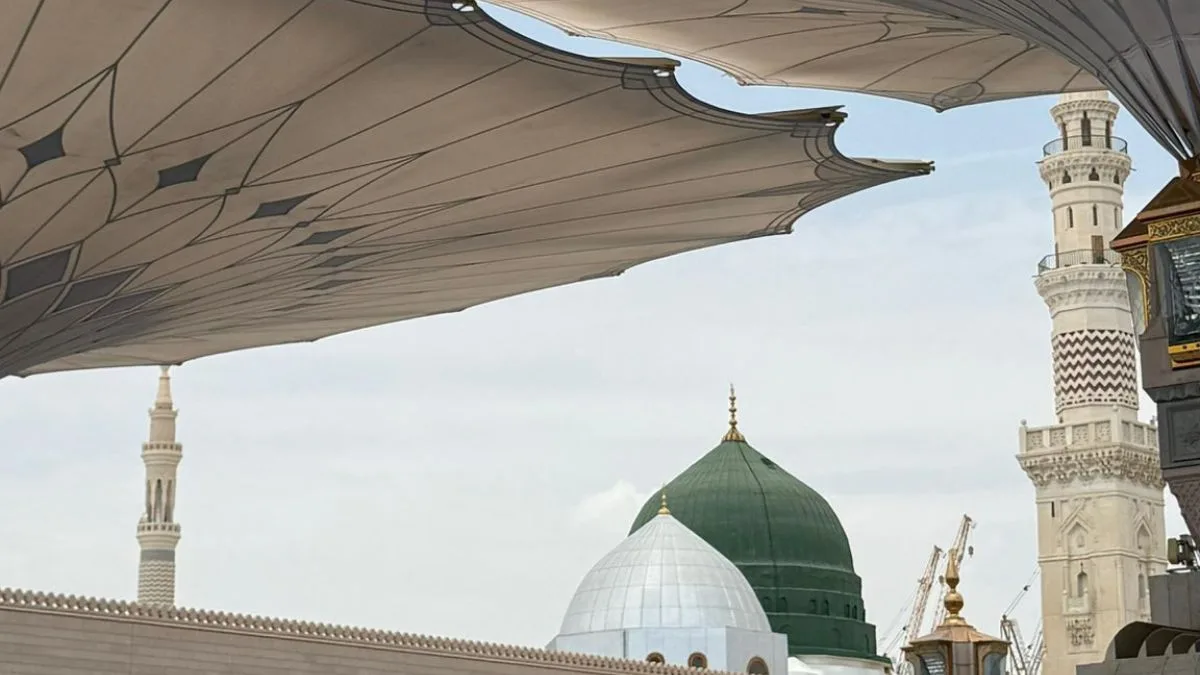 Imams of Masjid al Haram and Nabawi Declare 12 Rabi al Awwal Celebrations Biddah