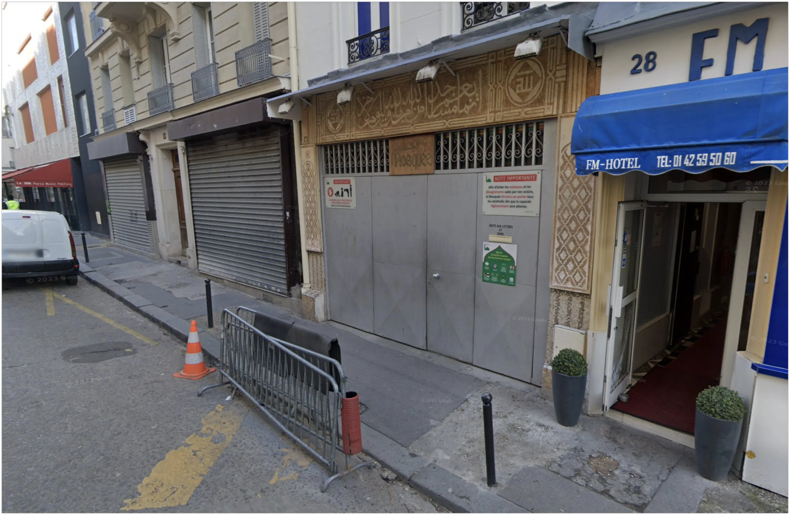 Pig Heads with Macron’s Name Left Outside 9 Paris Mosques in Hate Incidents