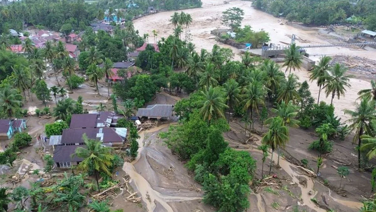 Indonesia Flood Death Toll Surpasses 500