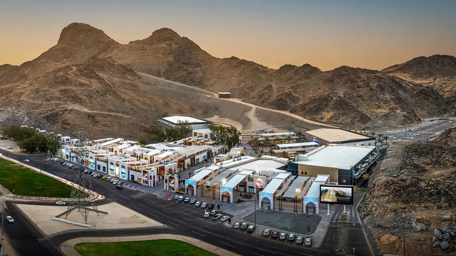 Makkah Bus Launches New Route Connecting Hira Cultural District to Masjid al-Haram