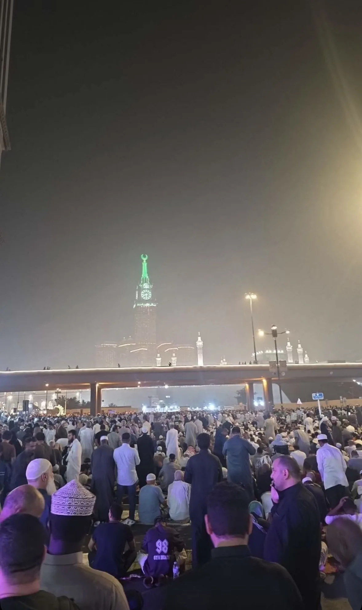 Masjid al-Haram Reaches Full Capacity on 27th Night