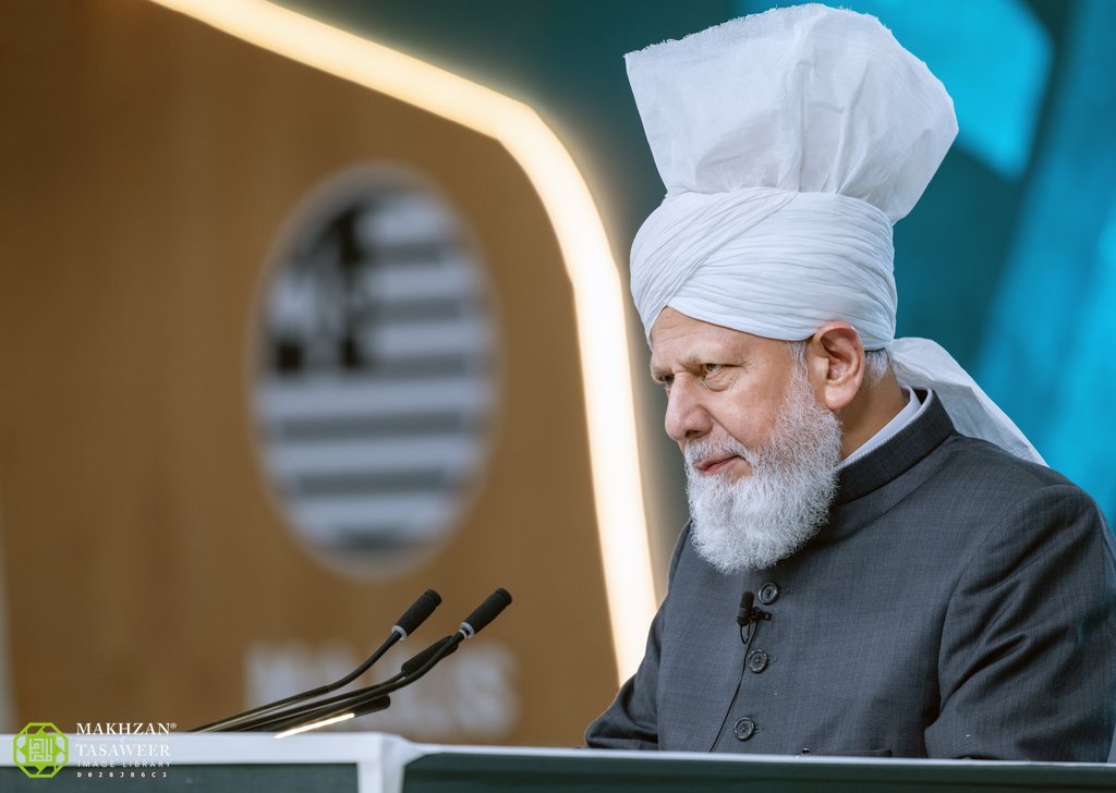 Becoming Faithful Servants of the Promised Messiah 